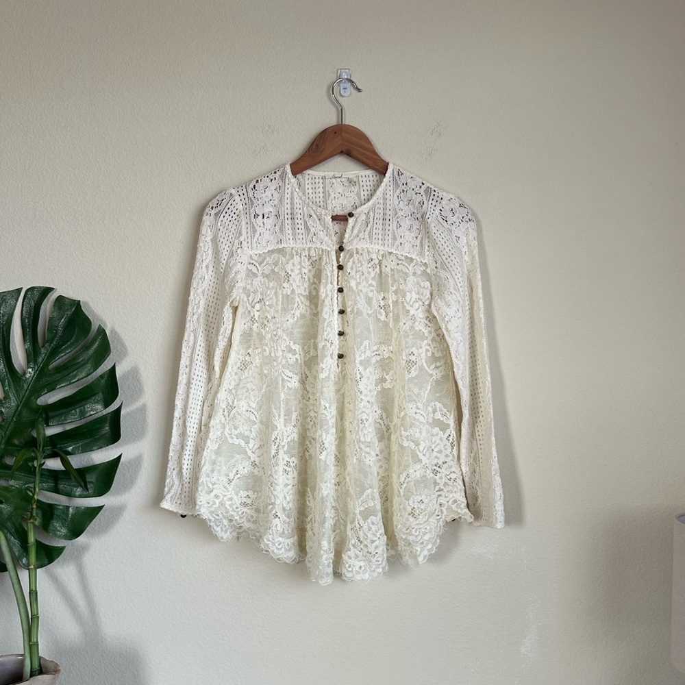 Anthropologie Floreat Lace Flowy Blouse